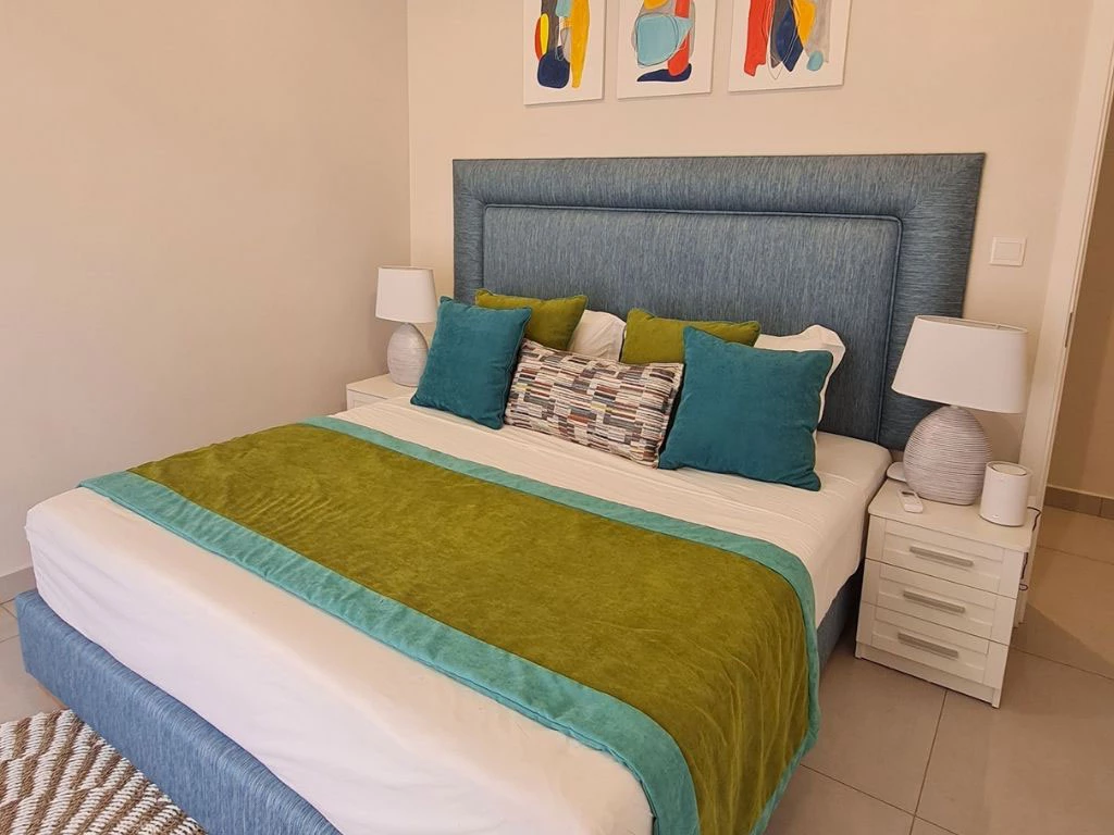 001014-bedroom.webp