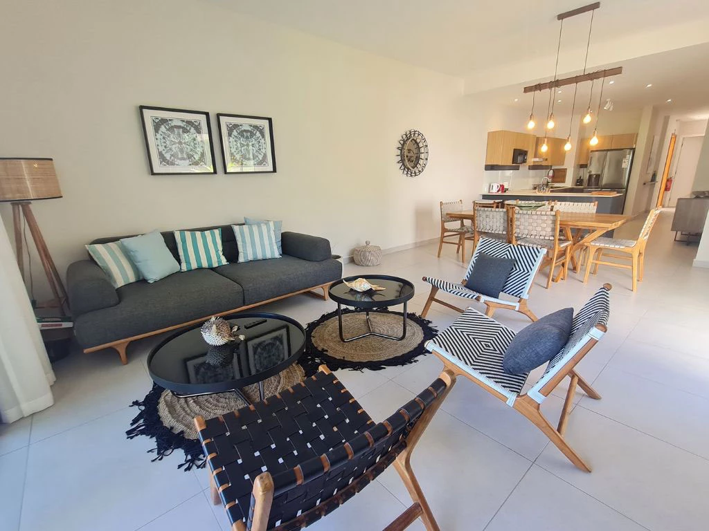 001015-livingroom.webp