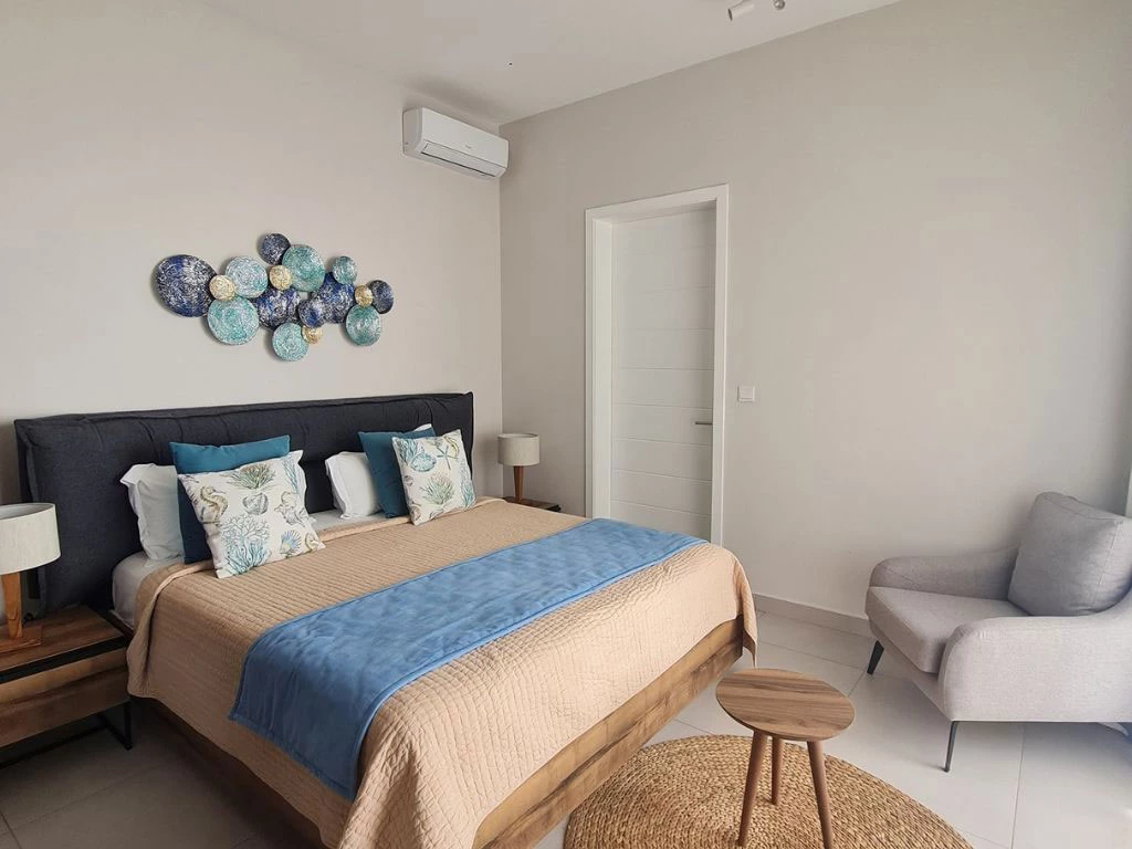 001015-3bedroom.webp