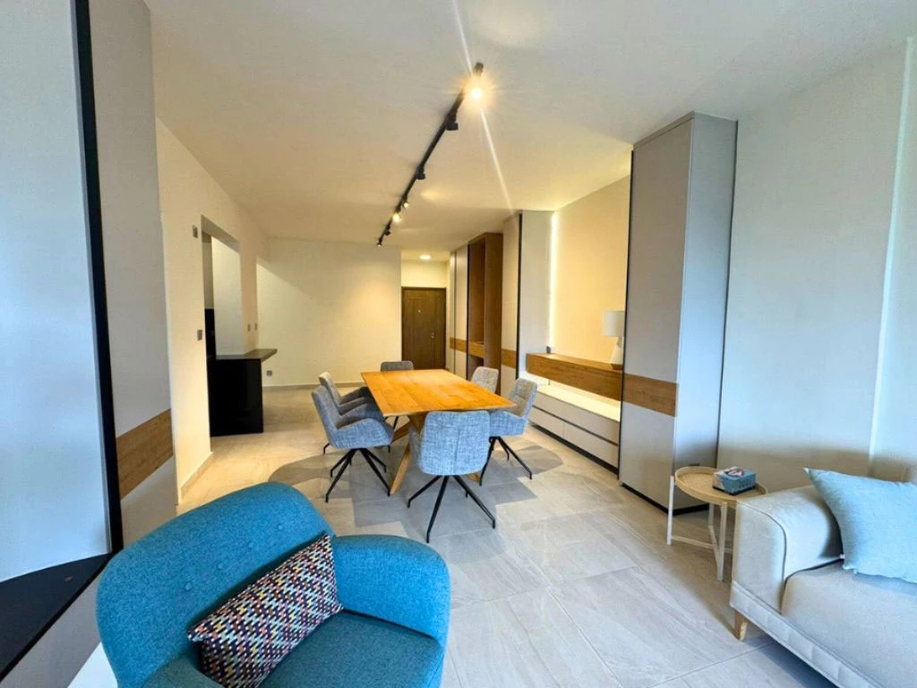 001036-livingroom4.webp
