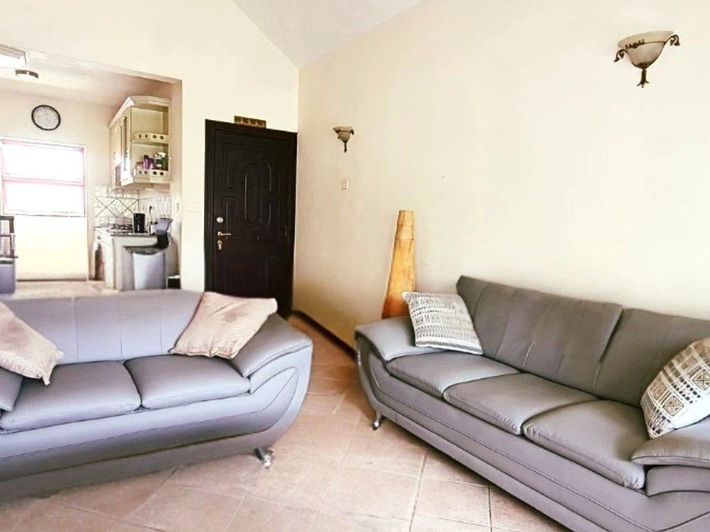 001048-livingroom.webp
