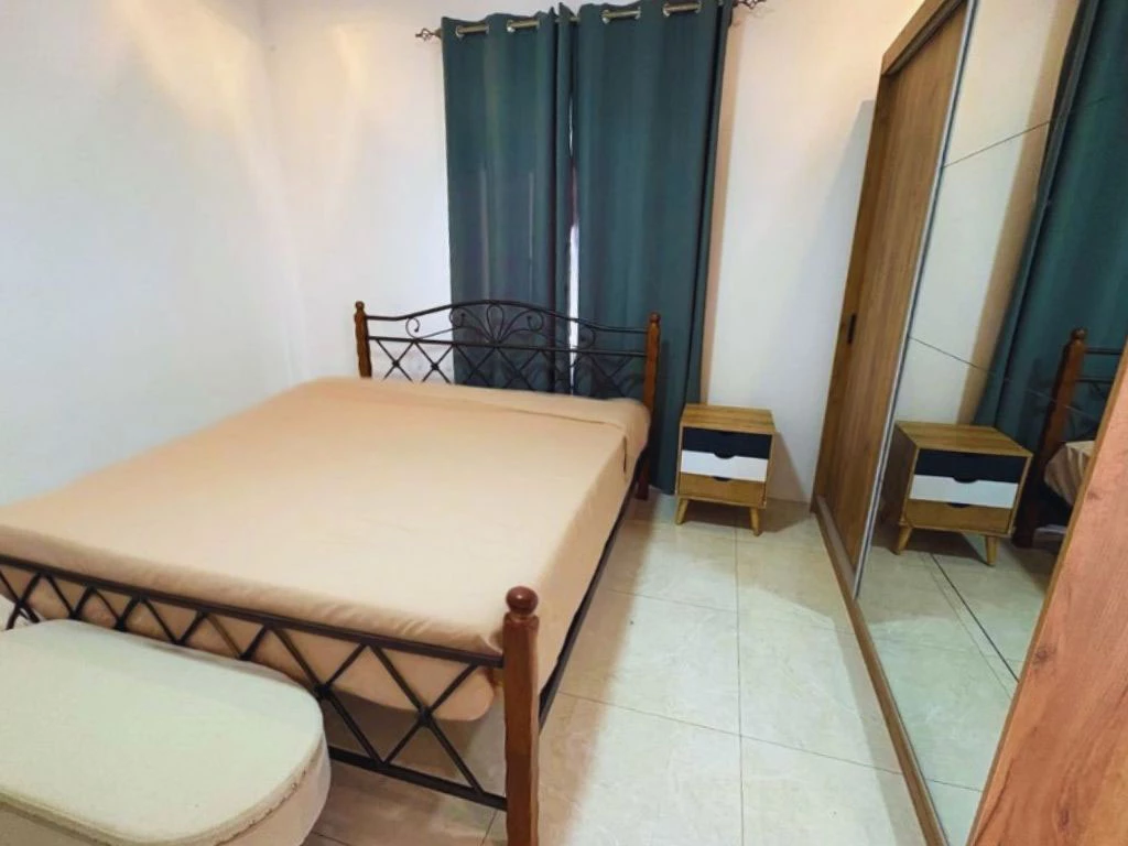 001066-4bedroom.webp