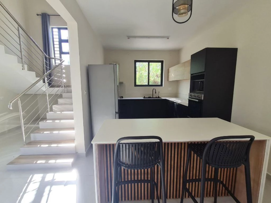 001067-kitchen2.webp