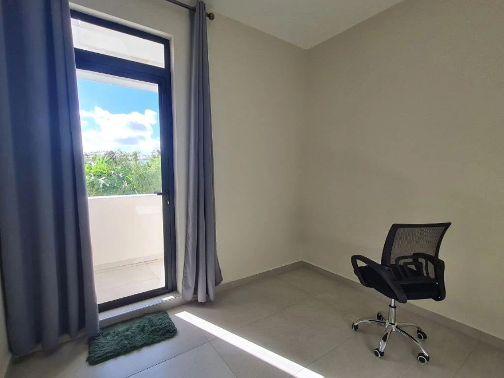 001067-3bedroom.webp