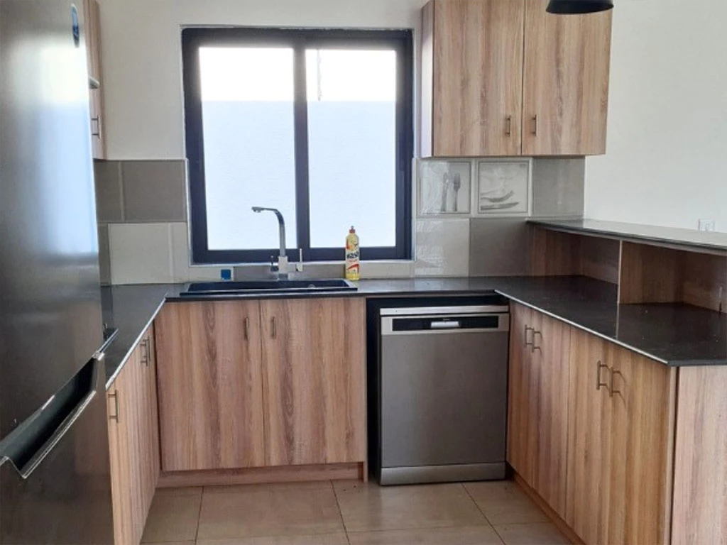 001047-kitchen2.webp