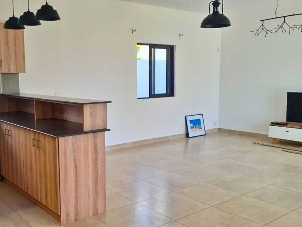 001047-kitchen-livingroom.webp