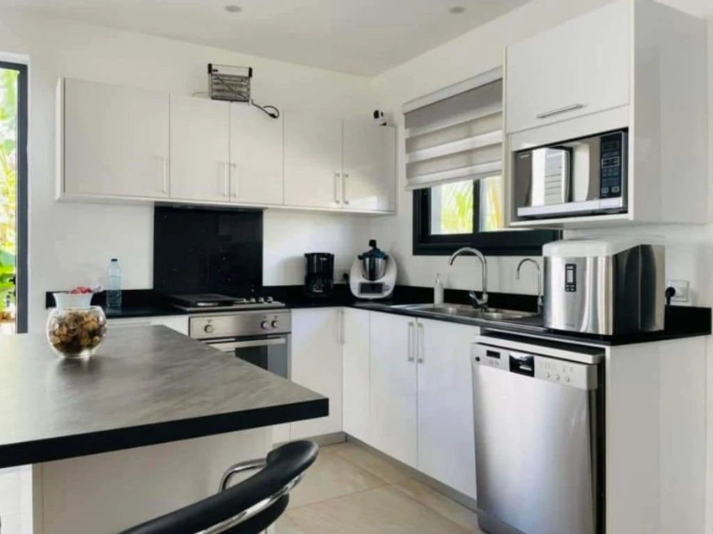 001057-kitchen3.webp