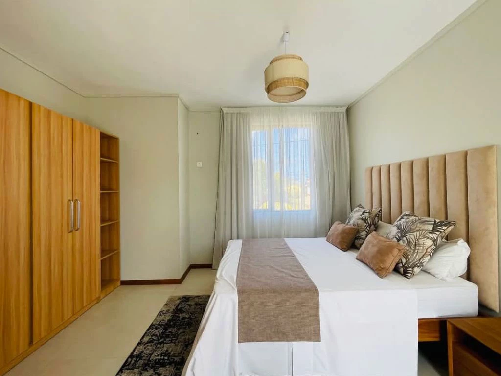 001068-3bedroom.webp