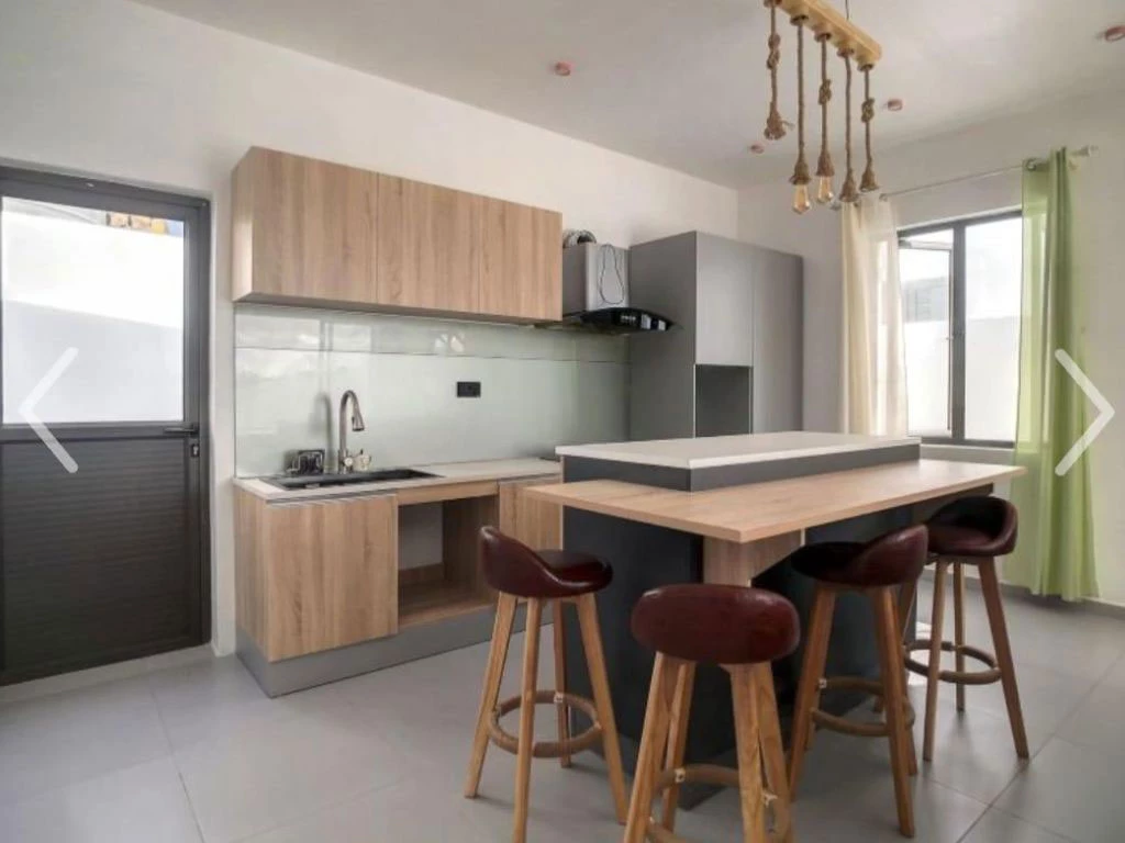 001069-kitchen2.webp