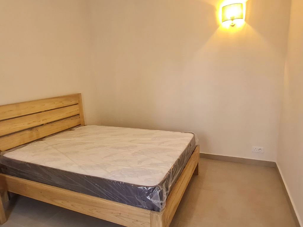 001010-bedroom.webp