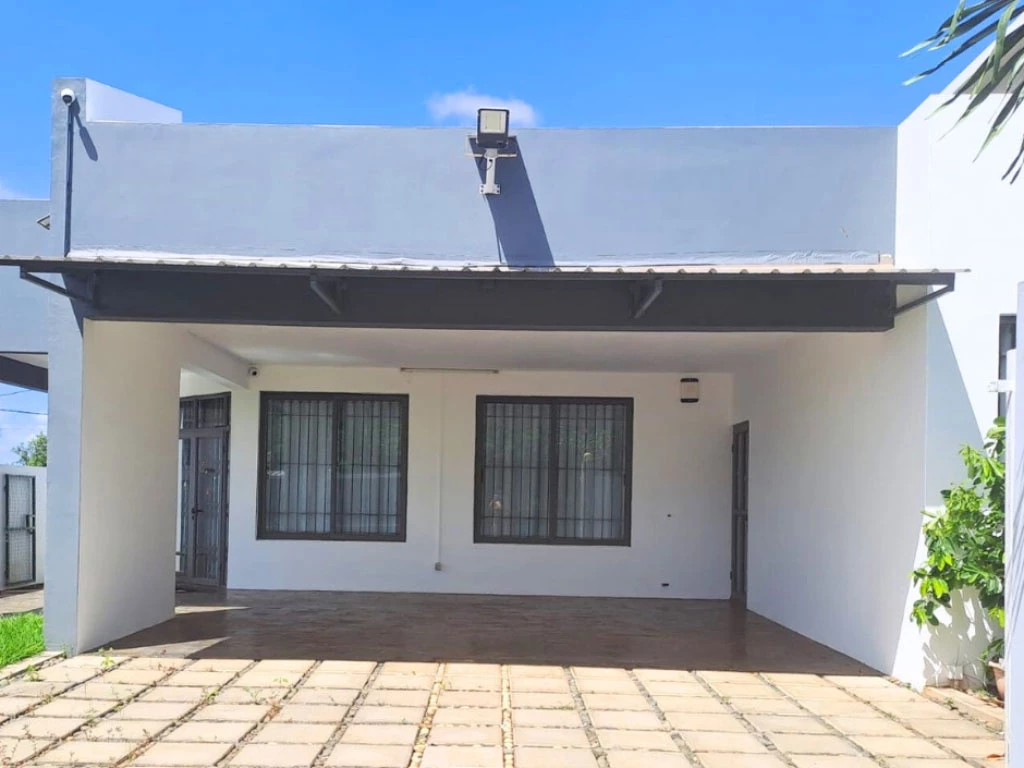 001017-garage.webp