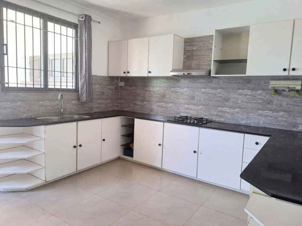 001017-kitchen.webp
