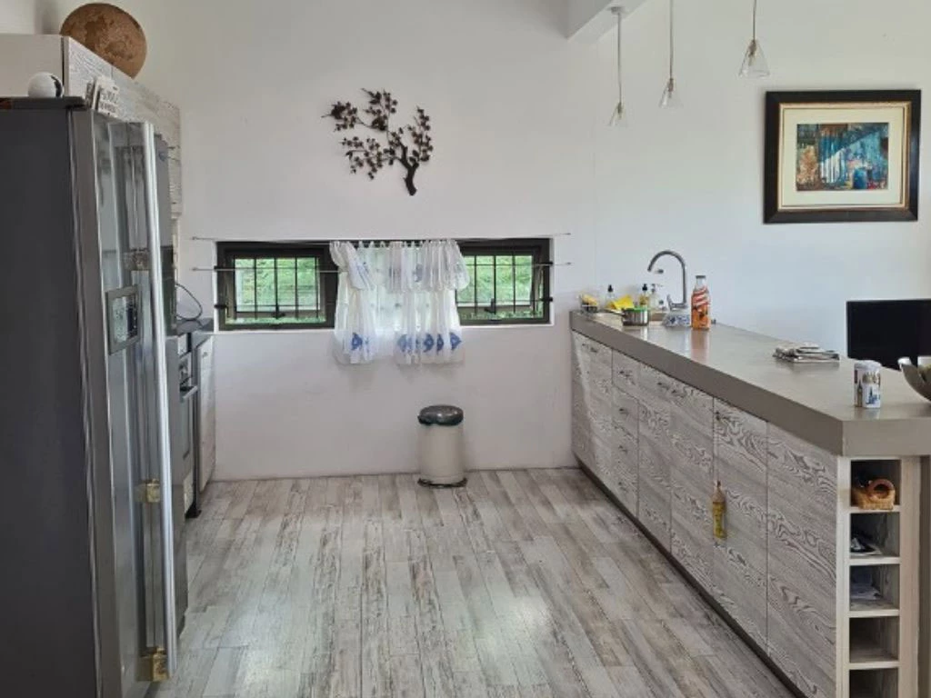 001053-kitchen.webp