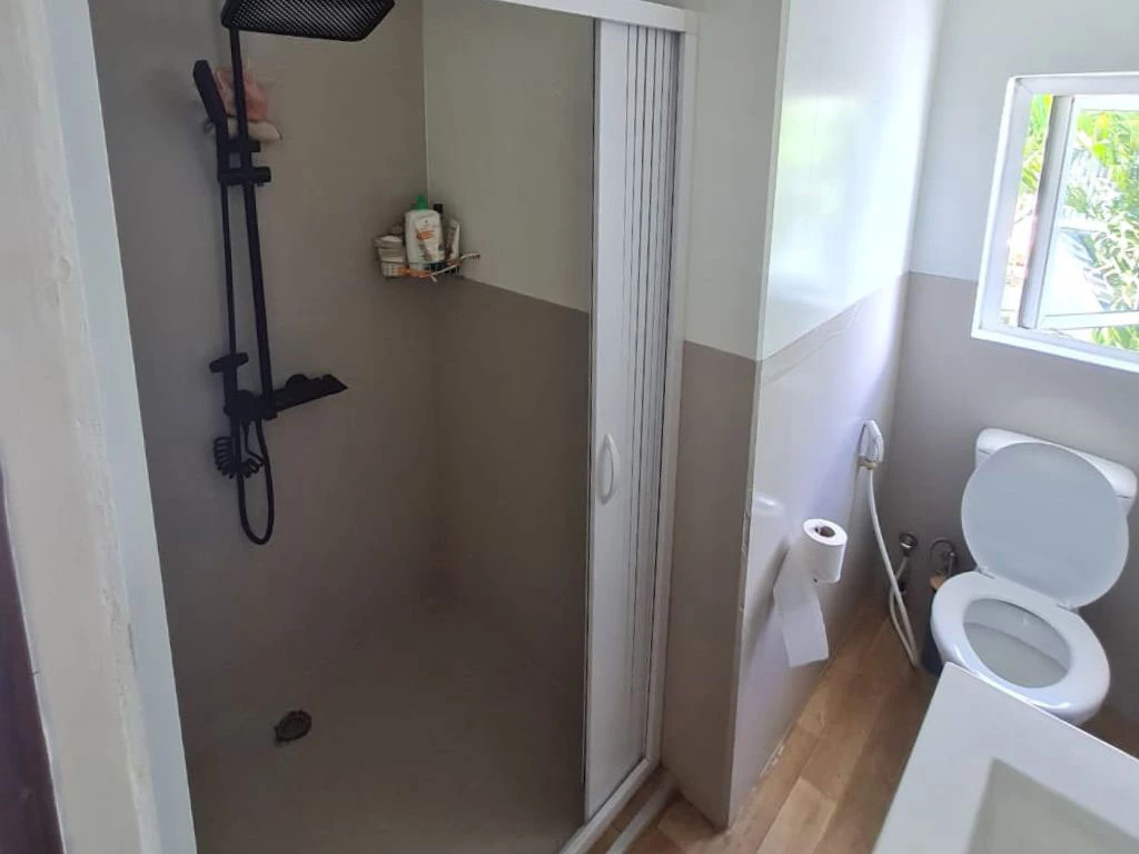 001027-bathroom.webp