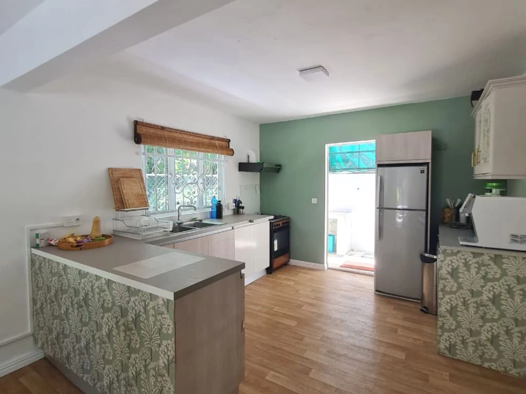 001027-kitchen2.webp