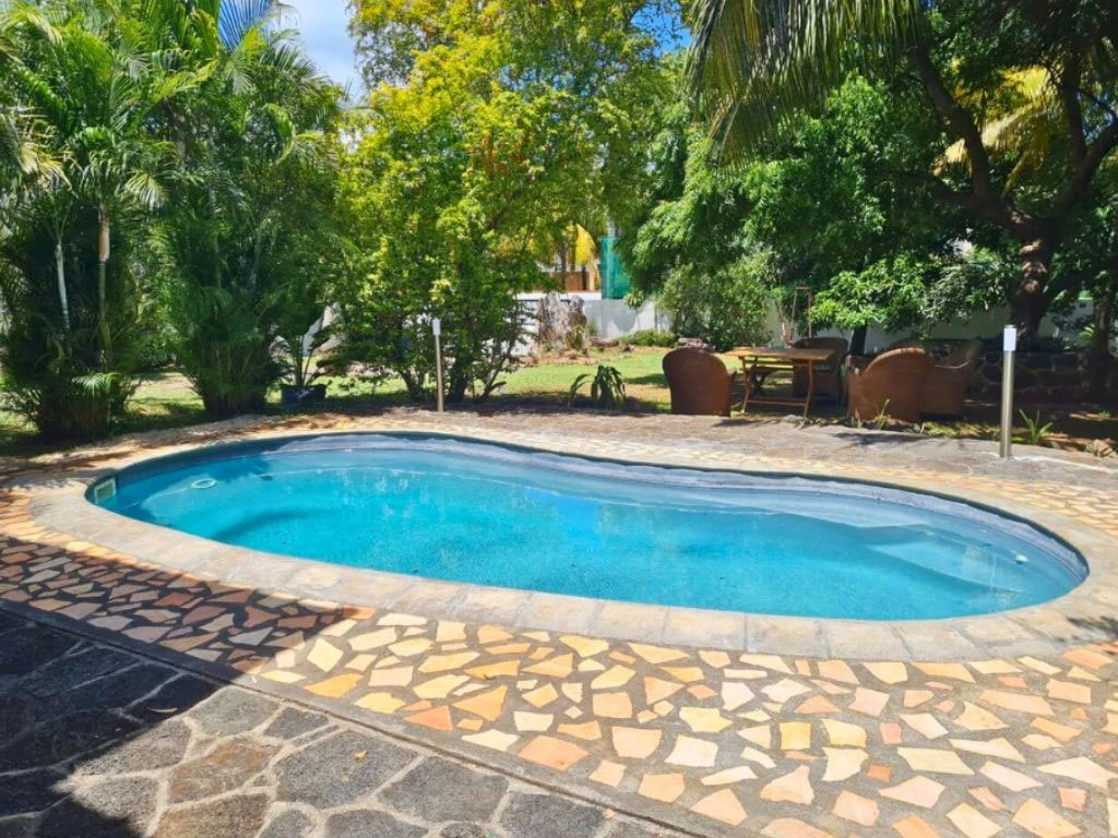 001027-pool2.webp