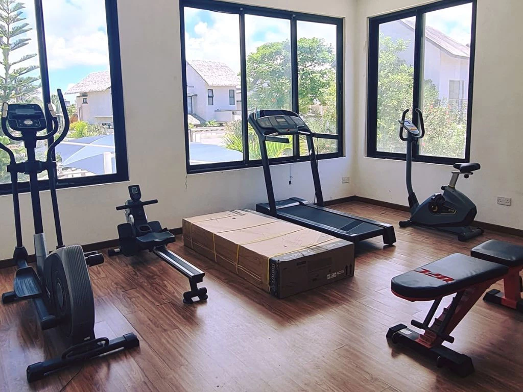 001032-gym2.webp