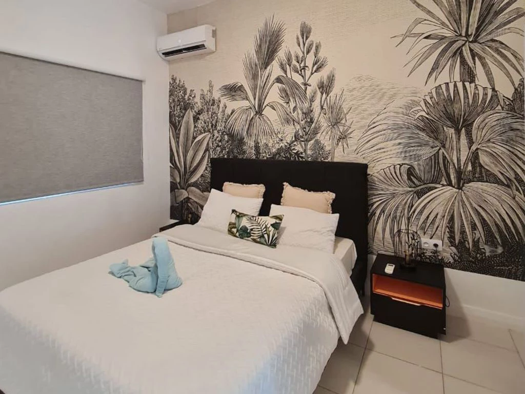 001039-bedroom.webp