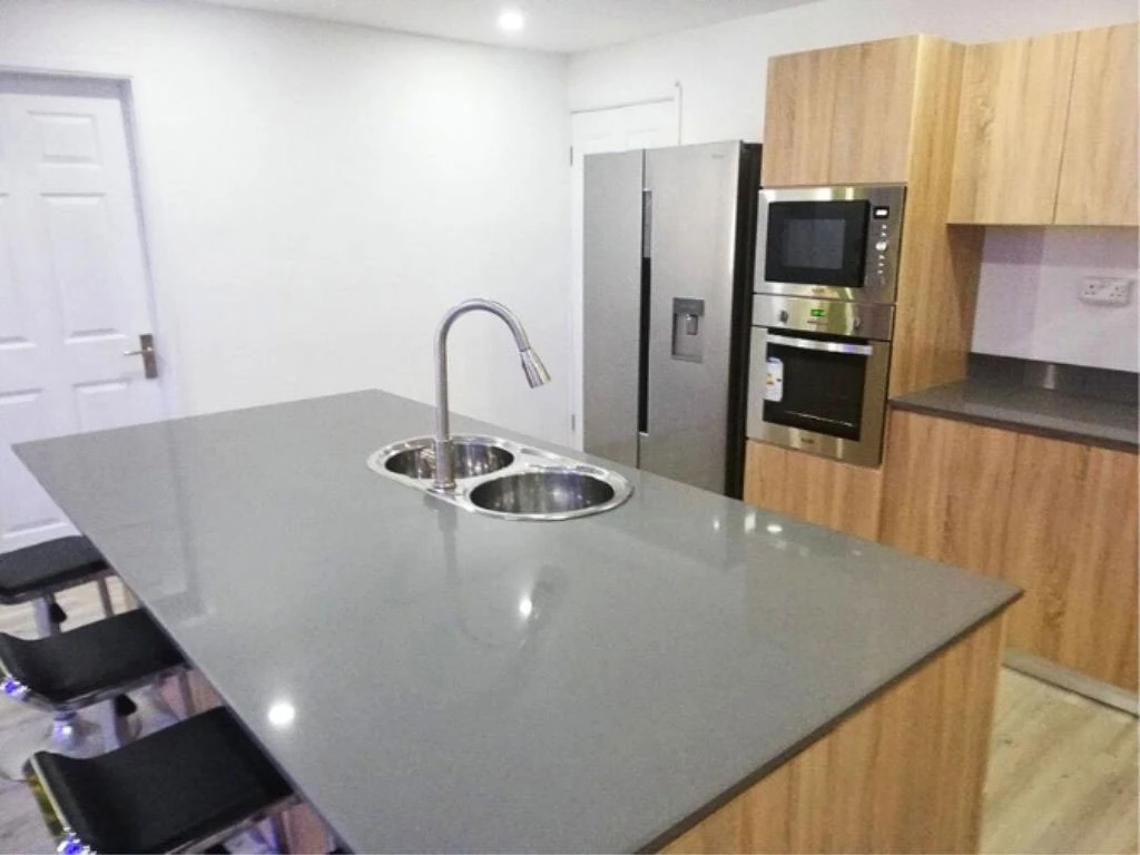 001044-kitchen2.webp