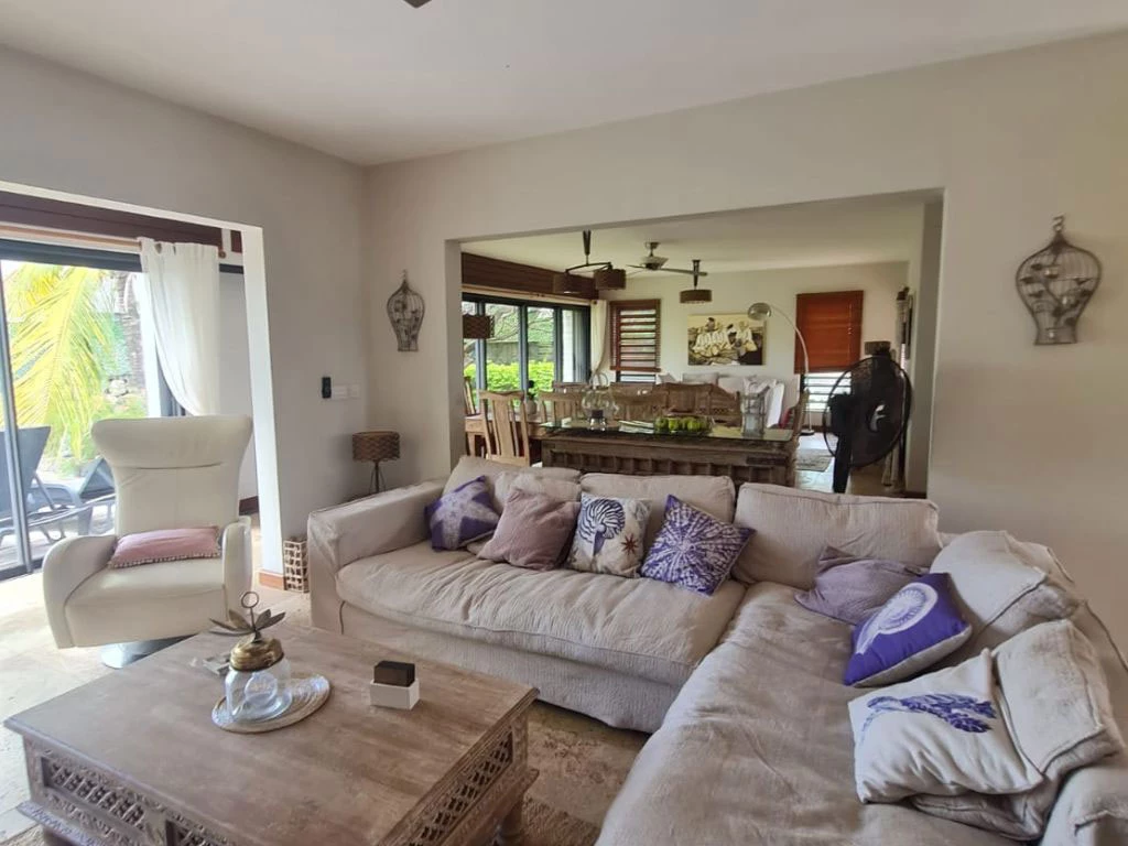 001022-livingroom4.webp
