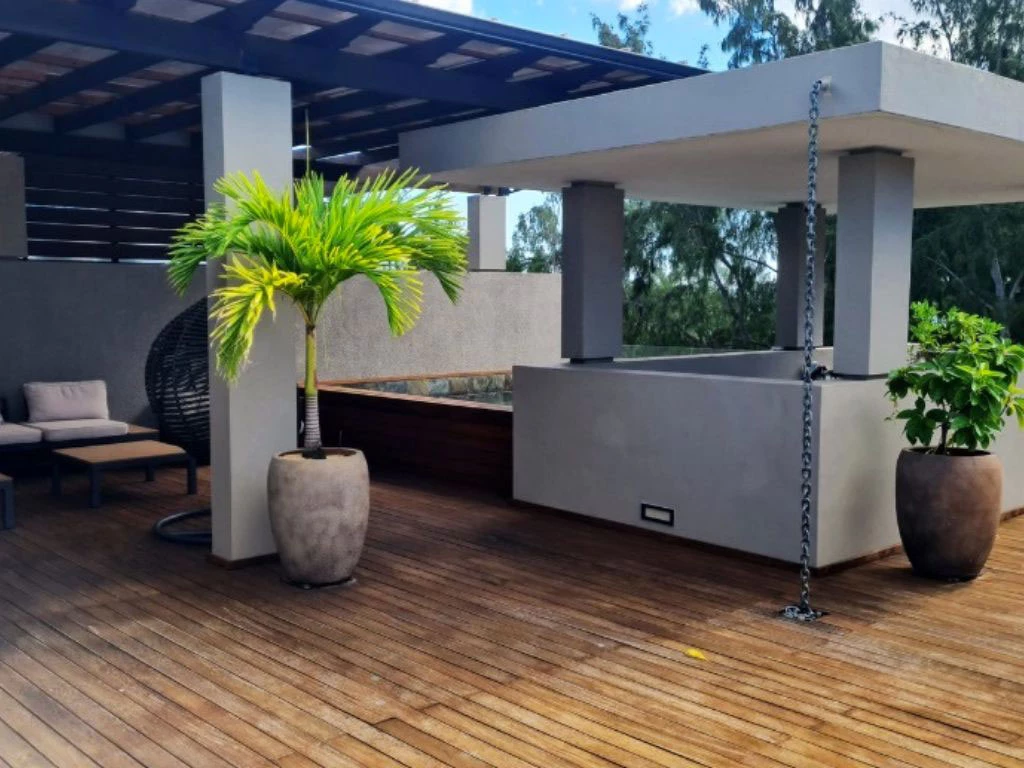 001064-rooftop5.webp