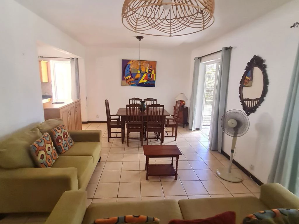 001035-livingroom3.webp