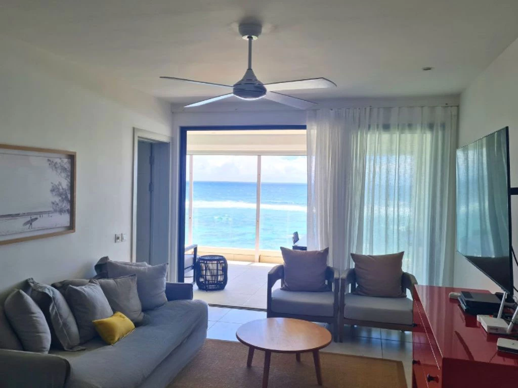 001041-livingroom7.webp