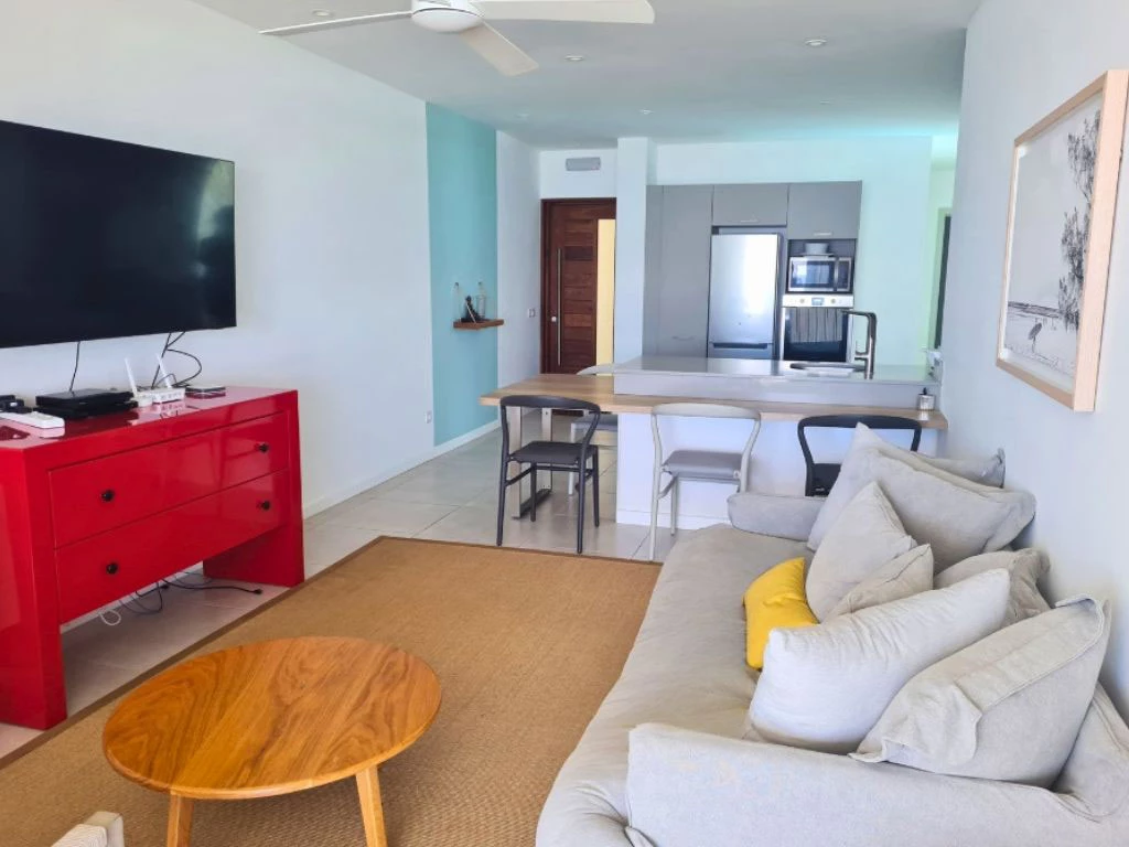 001041-livingroom3.webp