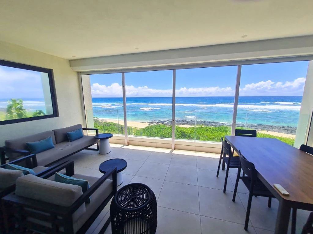 001041-livingroom2.webp