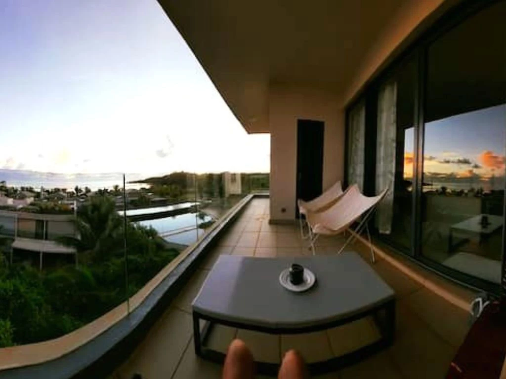 001054-balcony.webp