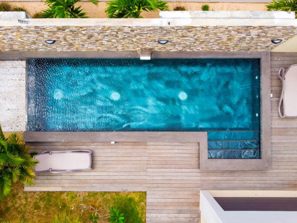 001034-pool2.webp