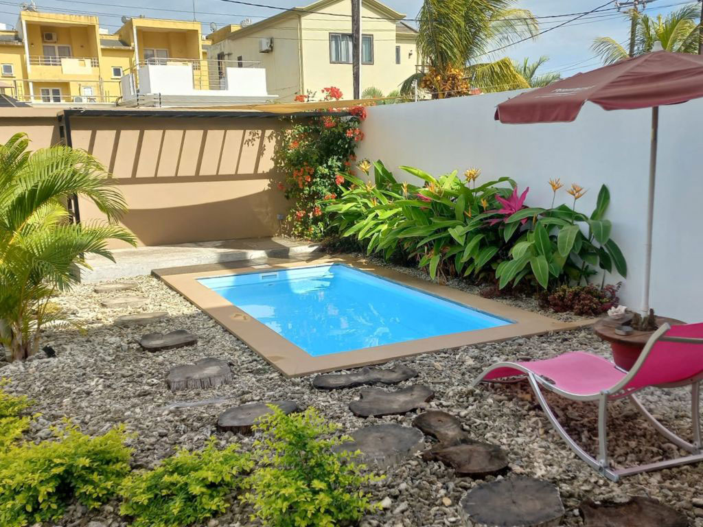 001021-pool2.jpeg