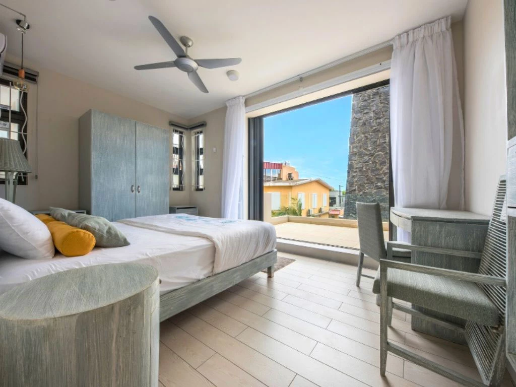 001034-3bedroom.webp