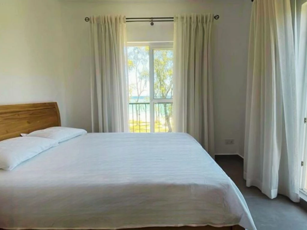 001065-3bedroom.webp