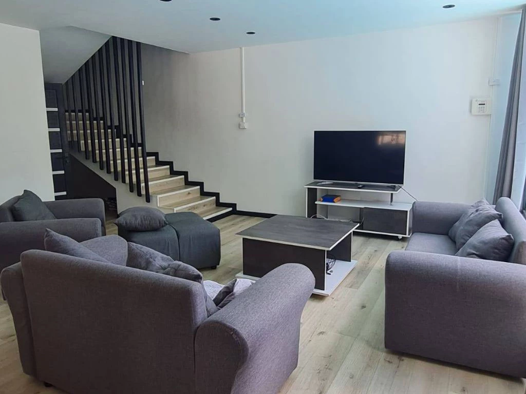 001009-livingroom2.webp