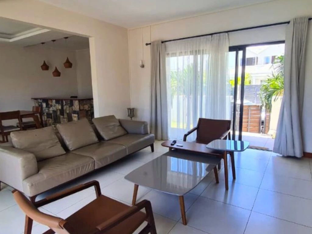 001016-livingroom.webp