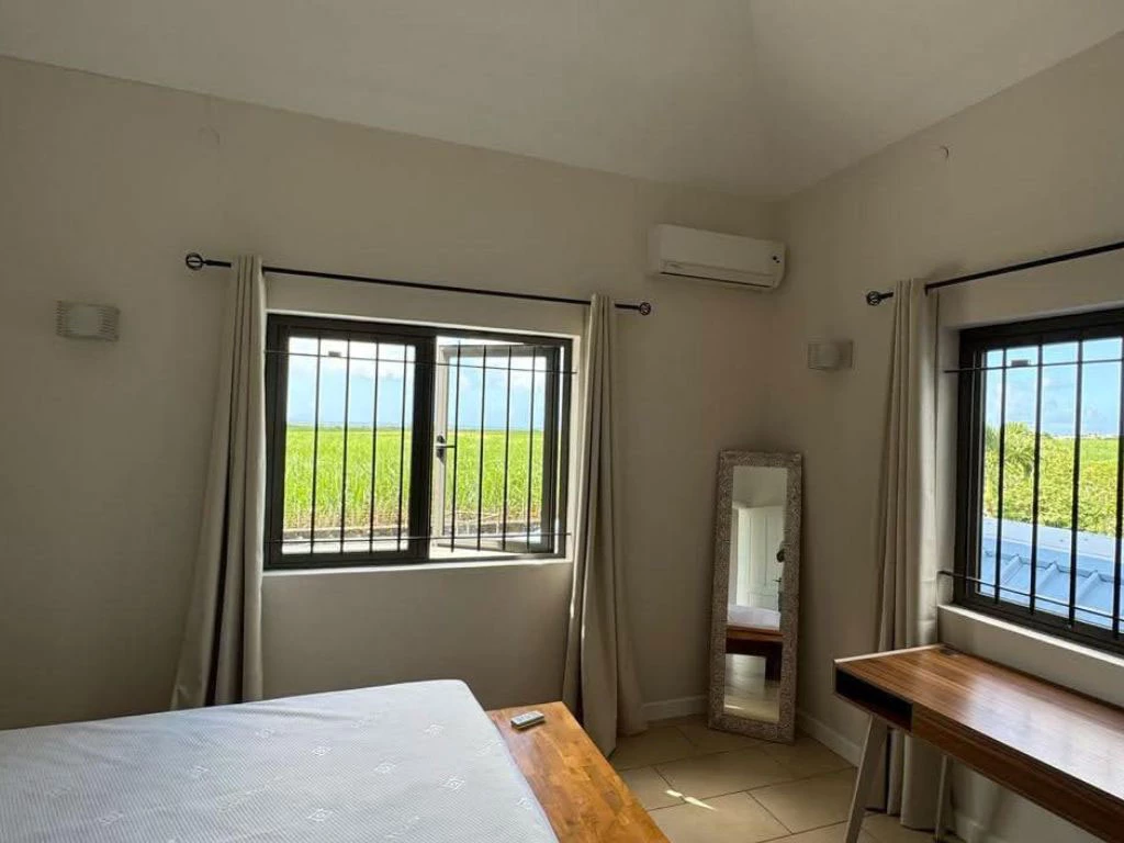 001060-4bedroom2.webp