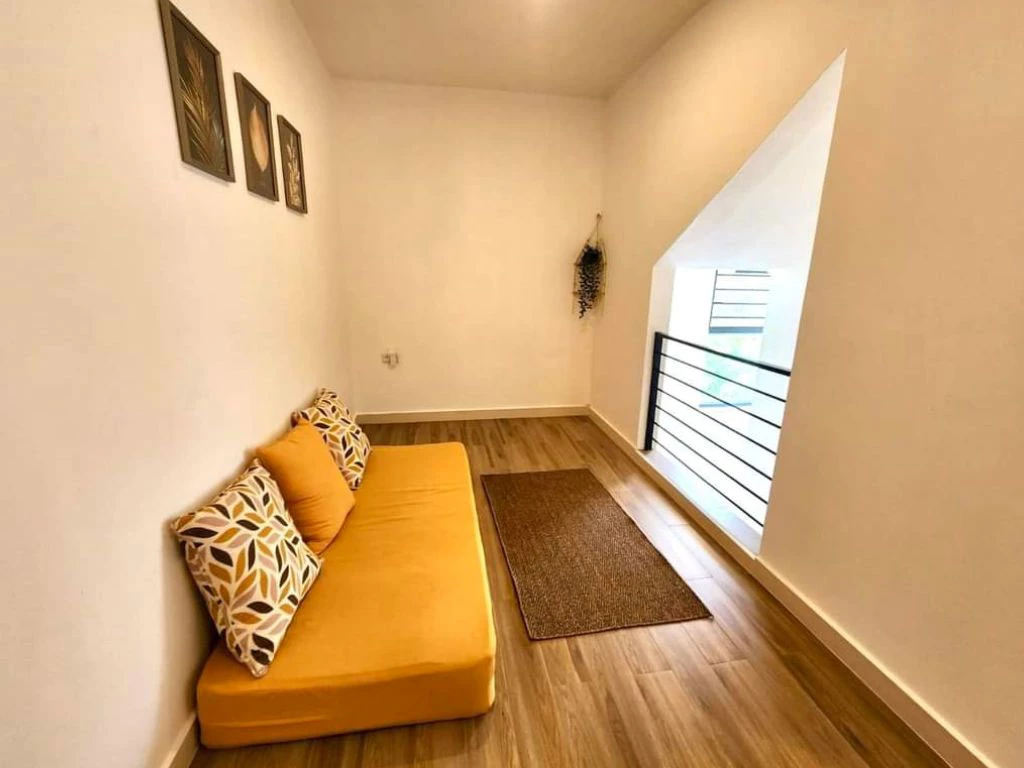 001021-2livingroom.webp