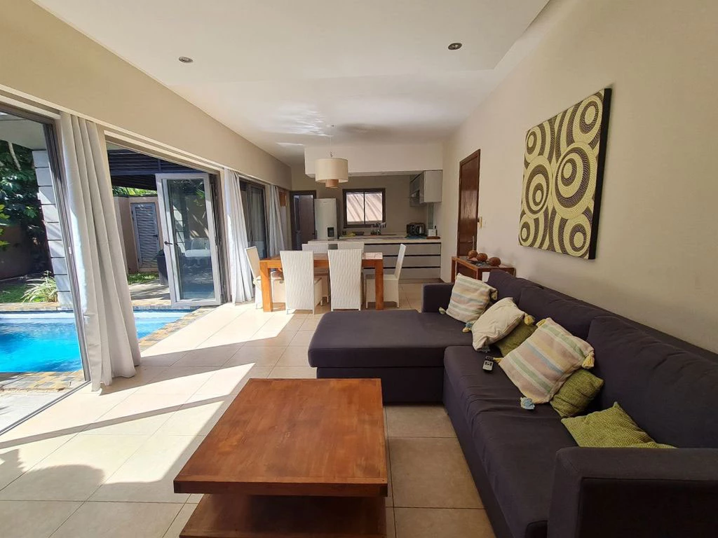 001004-livingroom.webp