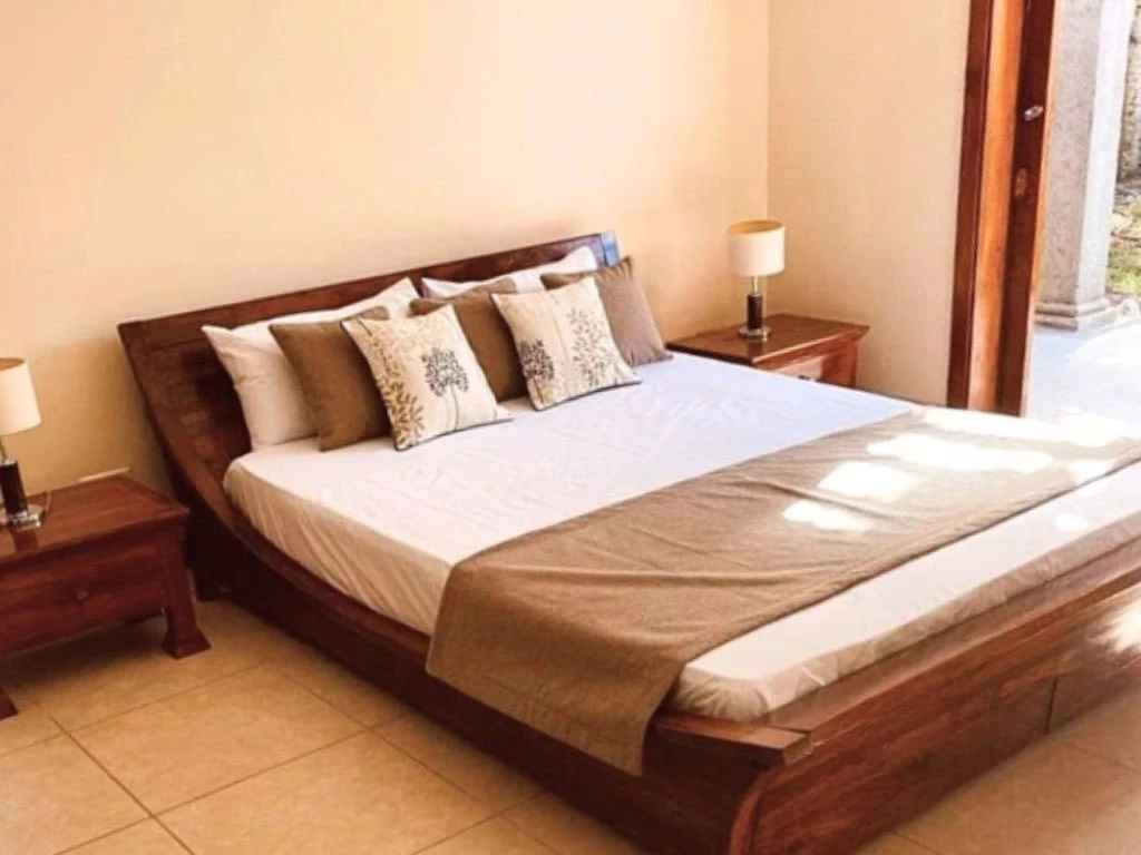 001033-3bedroom.webp
