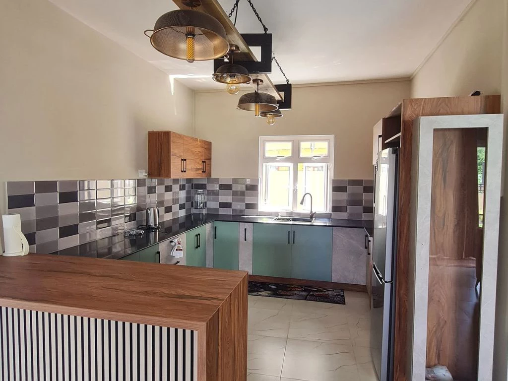 001043-kitchen.webp