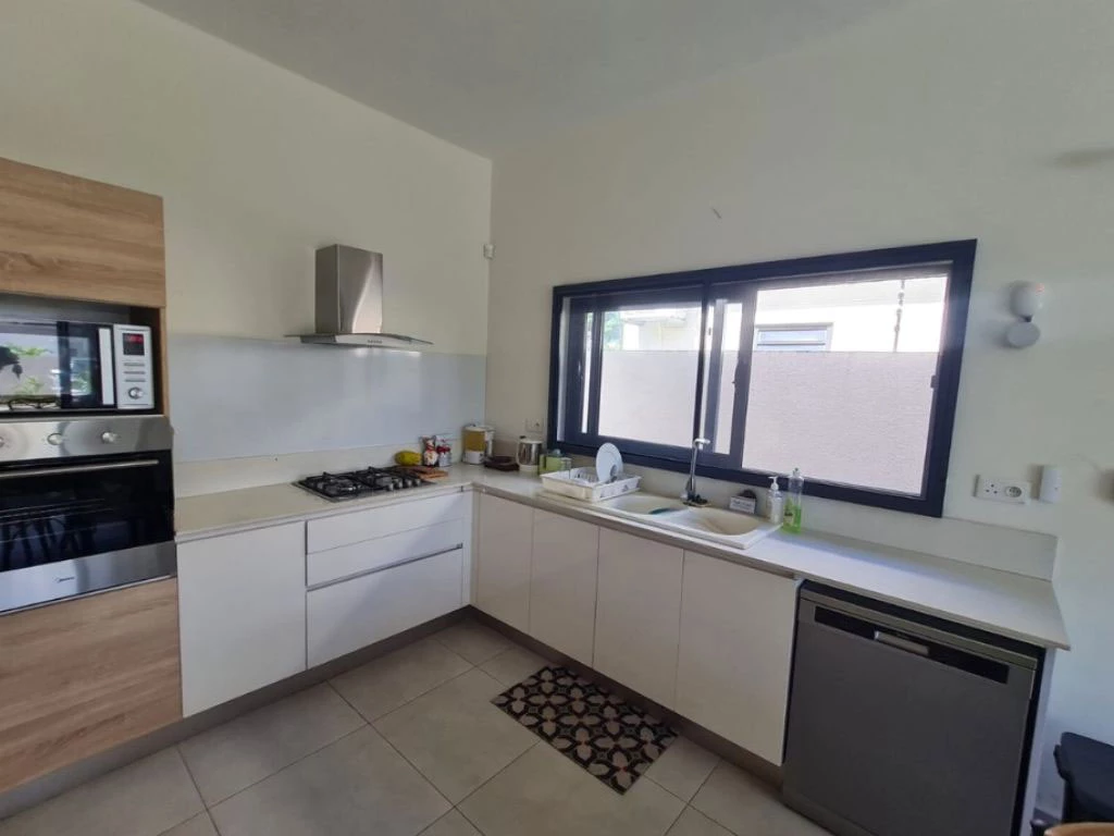 001023-kitchen.webp
