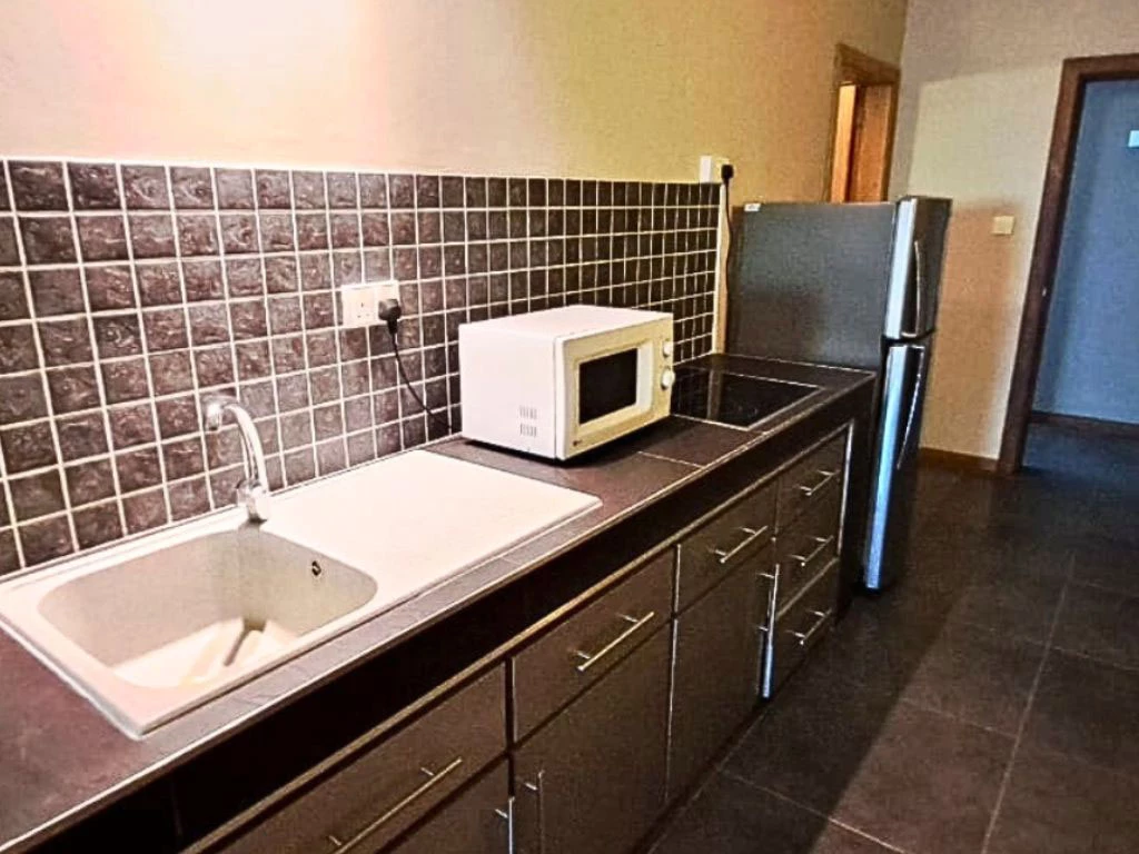 001045-2kitchen3.webp