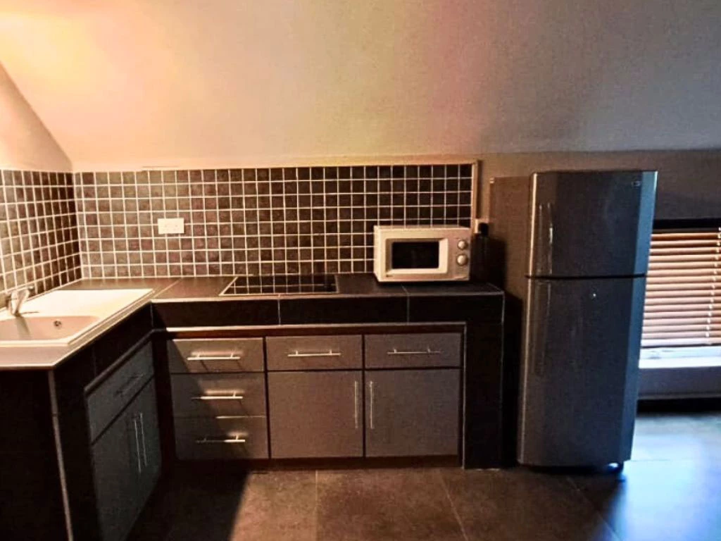 001045-kitchen.webp