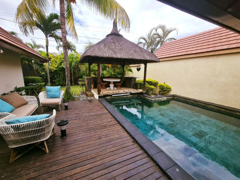 001055-pool6.webp