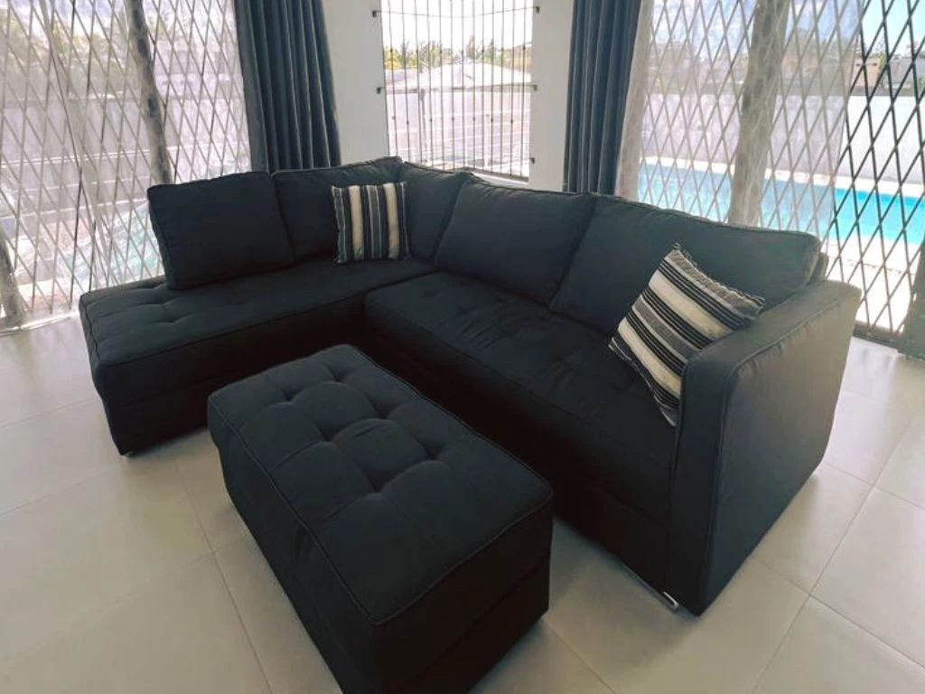 001031-livingroom.webp