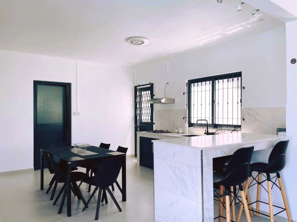 001031-kitchen4.webp