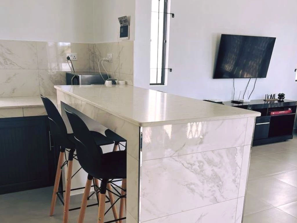001031-kitchen3.webp