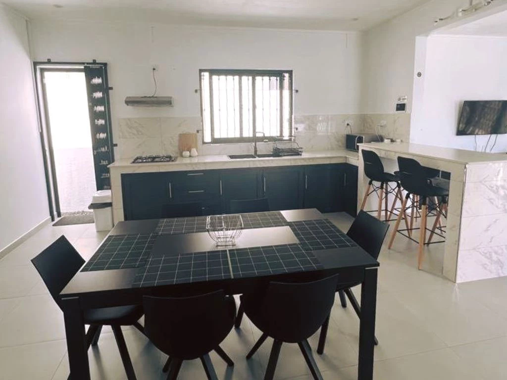001031-kitchen2.webp