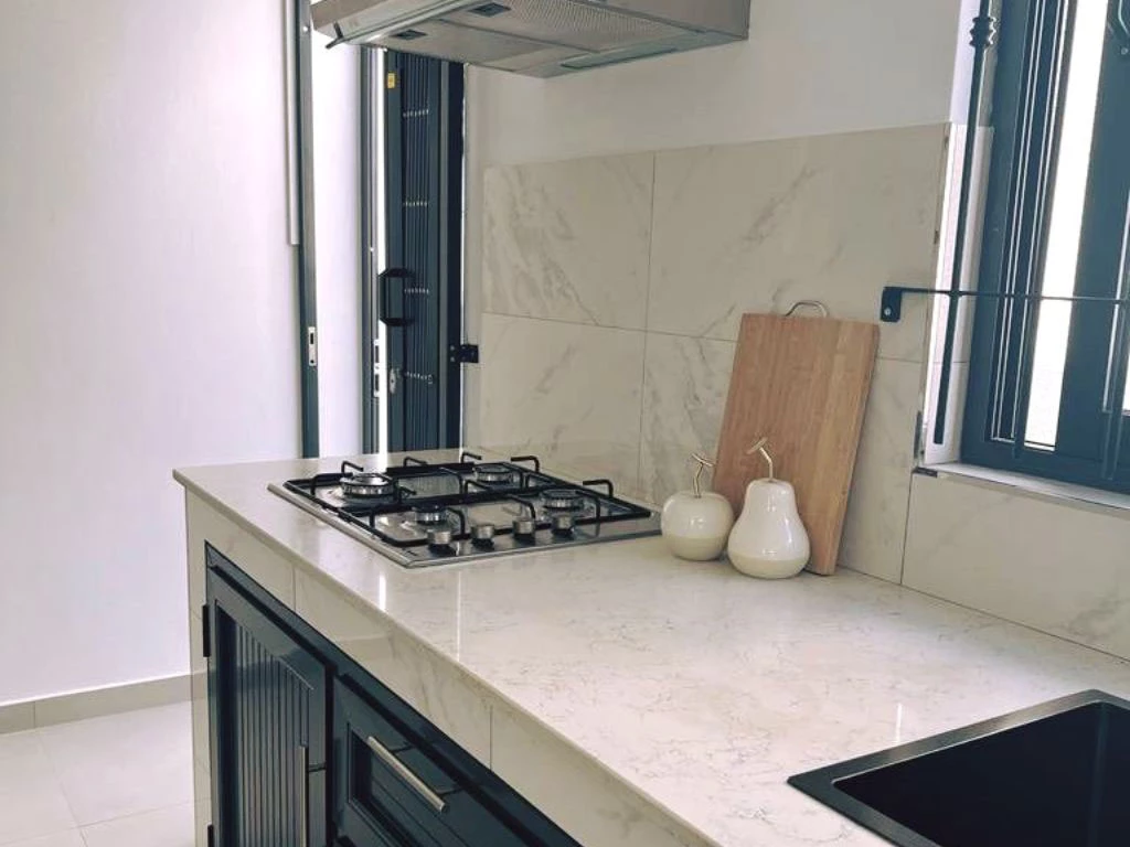 001031-kitchen.webp